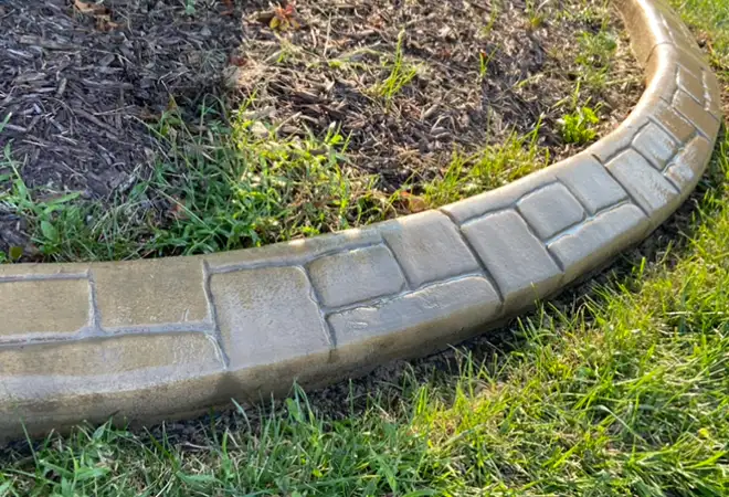 Random Brick Concrete Curb - Belleville, IL & the Metro East