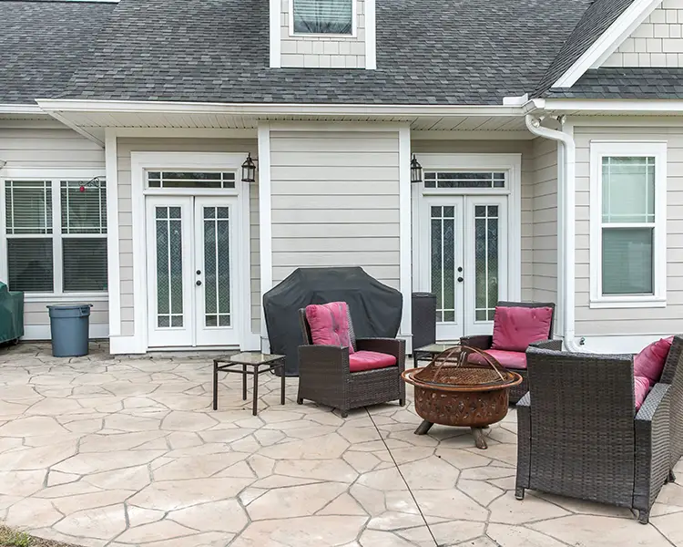 decorative outdoor patio - Belleville, IL, Metro East and St. Louis area